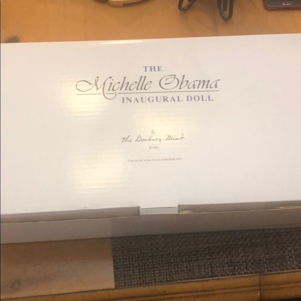 Michelle Obama Inagural collective doll